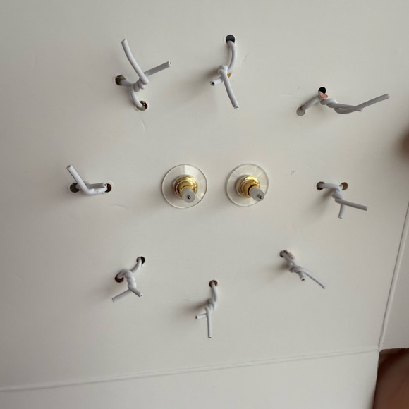 Juicy Couture NWT Gold Tone Juicy Charmed Chunky Chain Bracelet & Earrings (C17) - Picture 7 of 8